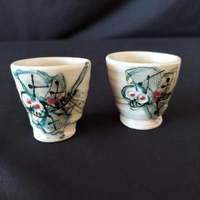 Reno Pottery Plate with Sake Cups and More (K-BBL)