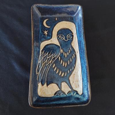 Reno Pottery Plate with Sake Cups and More (K-BBL)