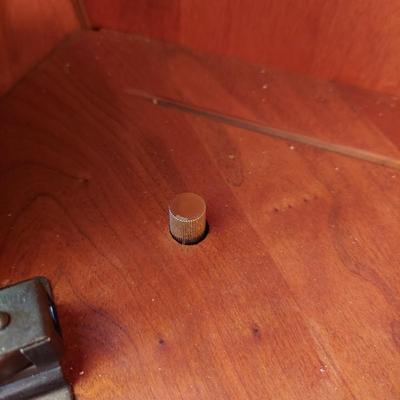 Corner Curio Cabinet (FP-BBL)