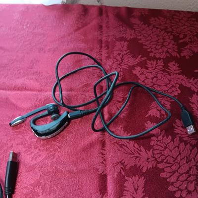 PLANTRONICS MICROPHONE, GARMIN GPS, SEAGATE BACKUP AND PORTABLE DRIVE & HOMERUN CONNECT