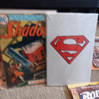 *MYSTERY* STORAGE TOTE FULL OF COLLECTIBLE PAPERS (COMICS, PLAYBOYS, ARTWORK, BASEBALL CARDS AND SO MUCH MORE