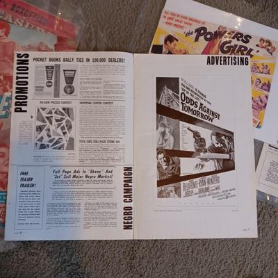 *MYSTERY* PRESS BOOKS AND MERCHANDISING MATERIAL FOR BOX OFFICE MOVIES