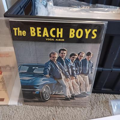*MYSTERY* PRESS BOOKS AND MERCHANDISING MATERIAL FOR BOX OFFICE MOVIES