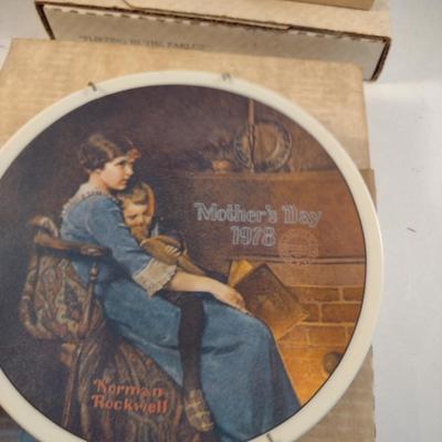 Collection of Norman Rockwell Collector's Plates- Eight Pieces