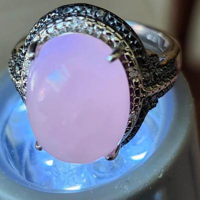 PINK JADEITE CABOCHON RING