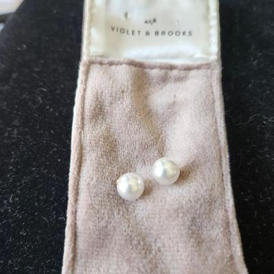 Cultured Pearl earrings