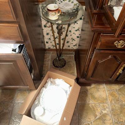 TABLE AND CHINA LOT