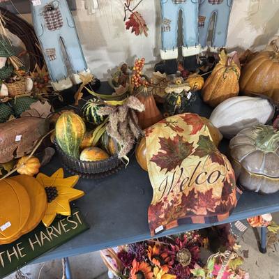 FALL LOT - TABLES INCLUDED!