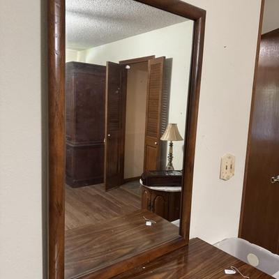 DRESSER WITH MIRROR