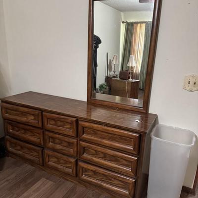DRESSER WITH MIRROR