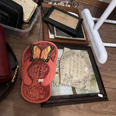 MASTER BEDROOM FLOOR LOT