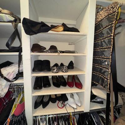 MASTER CLOSET WOMENS LOT - PURSES, SHOES, CLOTHES