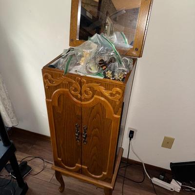 JEWELRY CABINET WITH JEWELRY