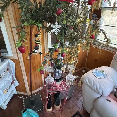 ARTIFICIAL TREE, WINE RACK LOT