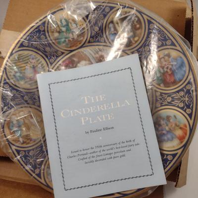 Assorted Collector's Plates with Boxes- Seven Pieces- Includes Wedgwood