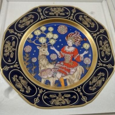 Vintage 1978 Hutschenreuther Weihnachtsteller Plate with Original Box