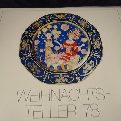 Vintage 1978 Hutschenreuther Weihnachtsteller Plate with Original Box