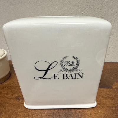 Bathroom Ceramic 5 Piece Set of Toiletries Lotion Bottle Mouth Cup, Toothbrush Holder, Soap Dish, Covereds Dish, Tissue Box