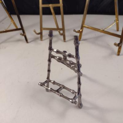 Metal Easel Style Table Top Plate Stands- Set of Four