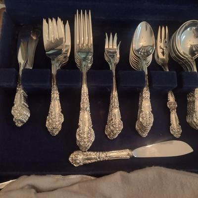 Reed & Barton Sterling Silver Flatware Set with Storage Box- 'French Renaissance' Pattern- Approx Total Weight 2,011 Grams