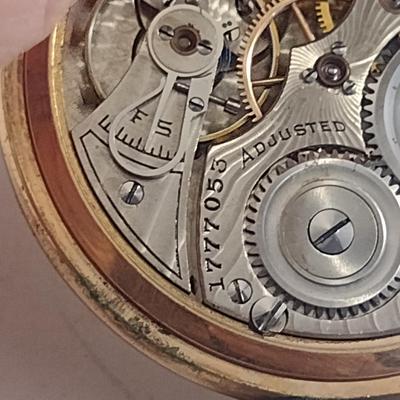 Illinois Watch Co. Solid Gold Case Pocket Watch- 17 Jewels