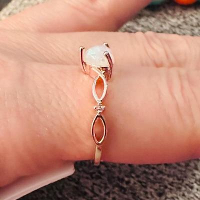 Sweet Heart Shaped Fashion Ring