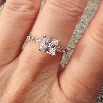 Gorgeous Princess Cut Fashion Ring