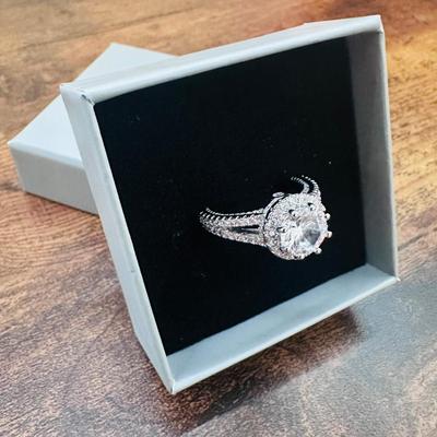 Elegant Silver 2 CTW Ring