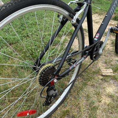 NICE SCHWINN INFINITY 7 SPEED MOUNTAIN BIKE