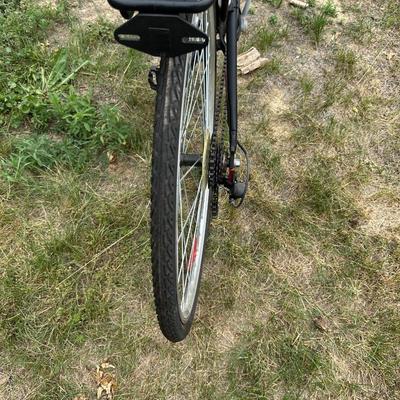 NICE SCHWINN INFINITY 7 SPEED MOUNTAIN BIKE