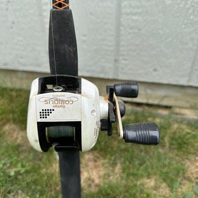 FISHING POLE WITH REEL, SPORTSMAN COOLER AND NEW BBQ UTENSILS