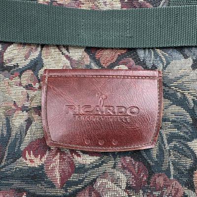 RICARDO 2 WHEEL SUITCASE WITH MATCHING TOILETRY BAG PLUS A SECOND 2 WHEEL SUITCASE