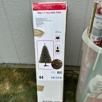 42" HOLIDAY NUTCRACKER, 4 FT LIT TREE AND GIFT WRAPPING SUPPLIES