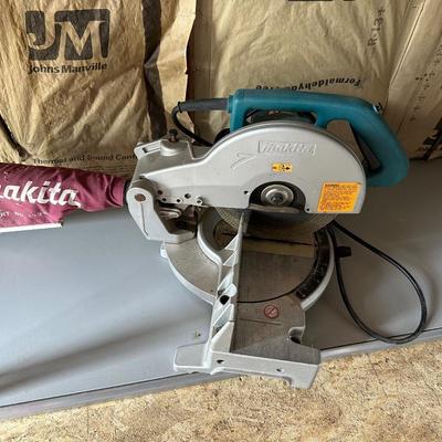 MAKITA 10" MITER SAW, AIR NAILER AND A SANDER