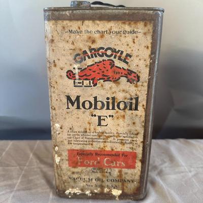 Antique Mobiloil "E" - Gargoyle Oil Can