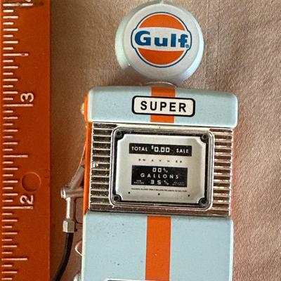 Greenlight - Gulf Oil Model Gas Pump