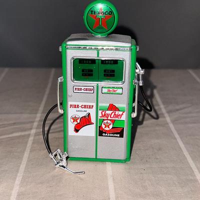 Texaco Fire Chief/Sky Chief Green Model Gas Pump - Small