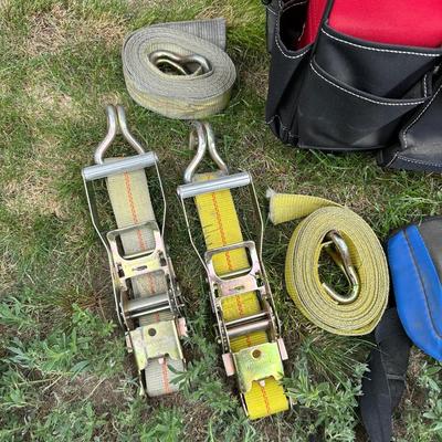 HUSKY TOOL BAG ON WHEELS W/HANDLE, RATCHET STRAPS AND KNEE PADS