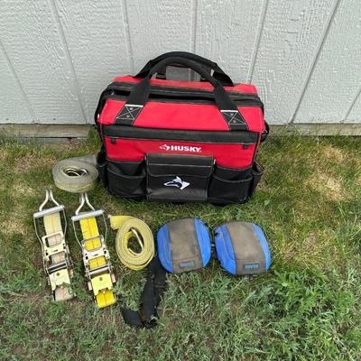HUSKY TOOL BAG ON WHEELS W/HANDLE, RATCHET STRAPS AND KNEE PADS