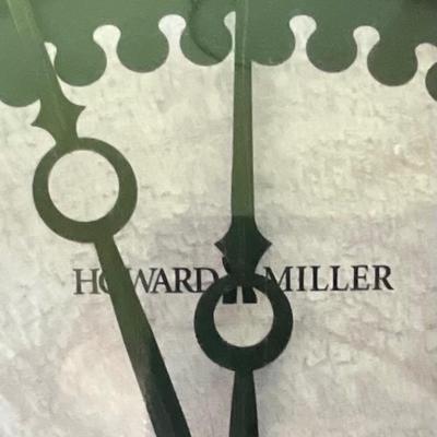 Beautiful Howard Miller 26in Wall Clock, (Large)