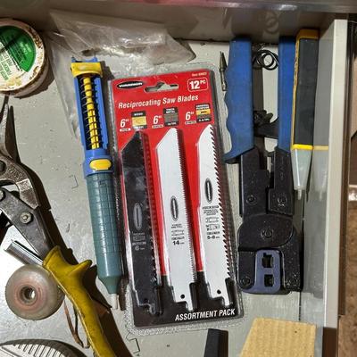HAND TOOLS AND GADGETS