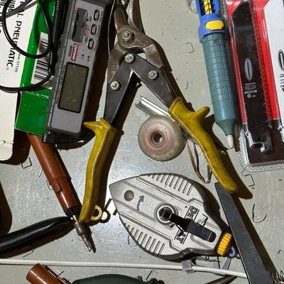 HAND TOOLS AND GADGETS