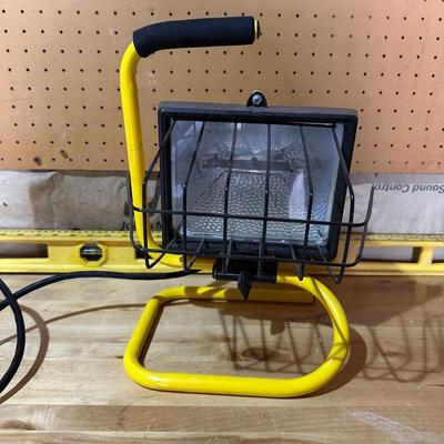 HALOGEN LAMP, 4 FT LEVEL AND A CLAMP