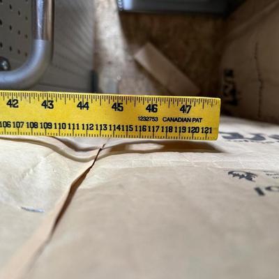 HALOGEN LAMP, 4 FT LEVEL AND A CLAMP