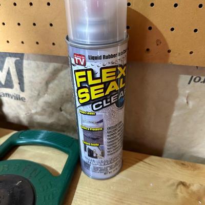 AN ASSORTMENT OF USEFUL HOUSEHOLD MAINTENANCE ITEMS