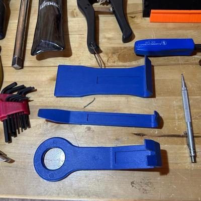 HAND TOOLS AND DRILL BITS
