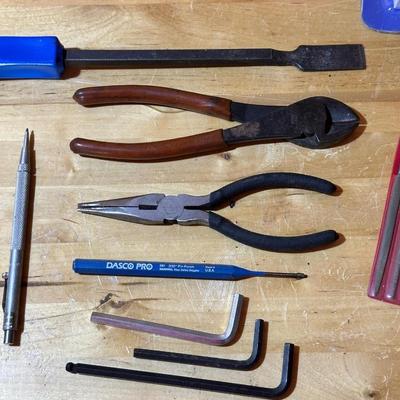 HAND TOOLS AND DRILL BITS