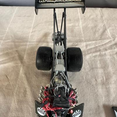 Die Cast Top Fuel Dragster Mac Tools 2002 Thunder Valley Larry Dixon