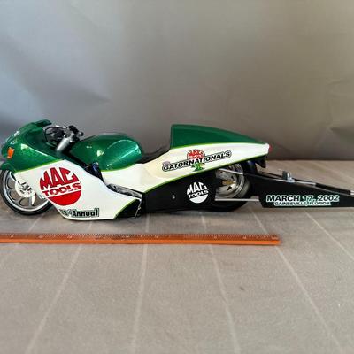2002 NHRA Gatornationals Motorcycle 1/9