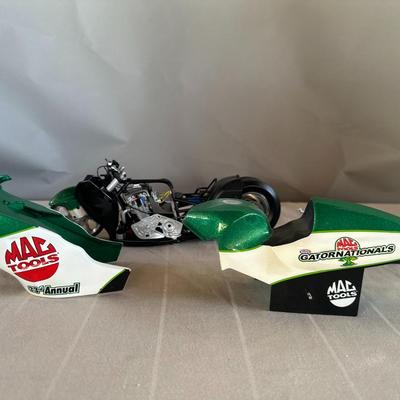 2002 NHRA Gatornationals Motorcycle 1/9